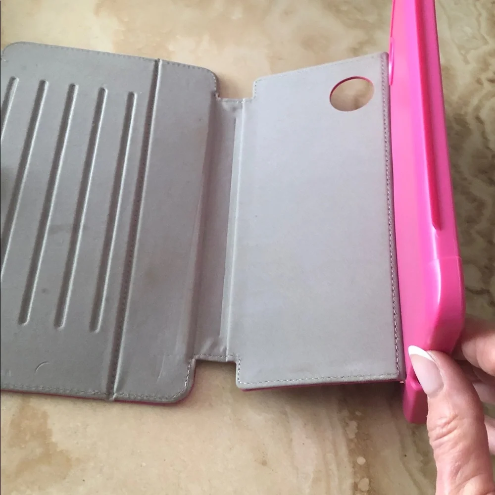 PINK TABLET/KINDLE CASE • 8” x 5”